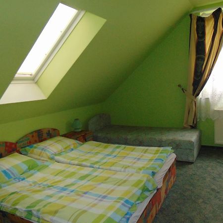Leander Apartman Sárvár Exterior foto